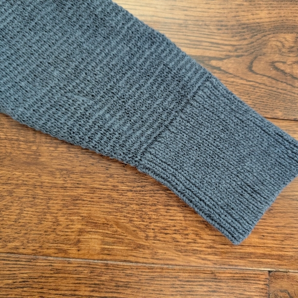 EUC LOFT Ladies Knit Blue Sweater Scoop Neck Size XS - Picture 5 of 6